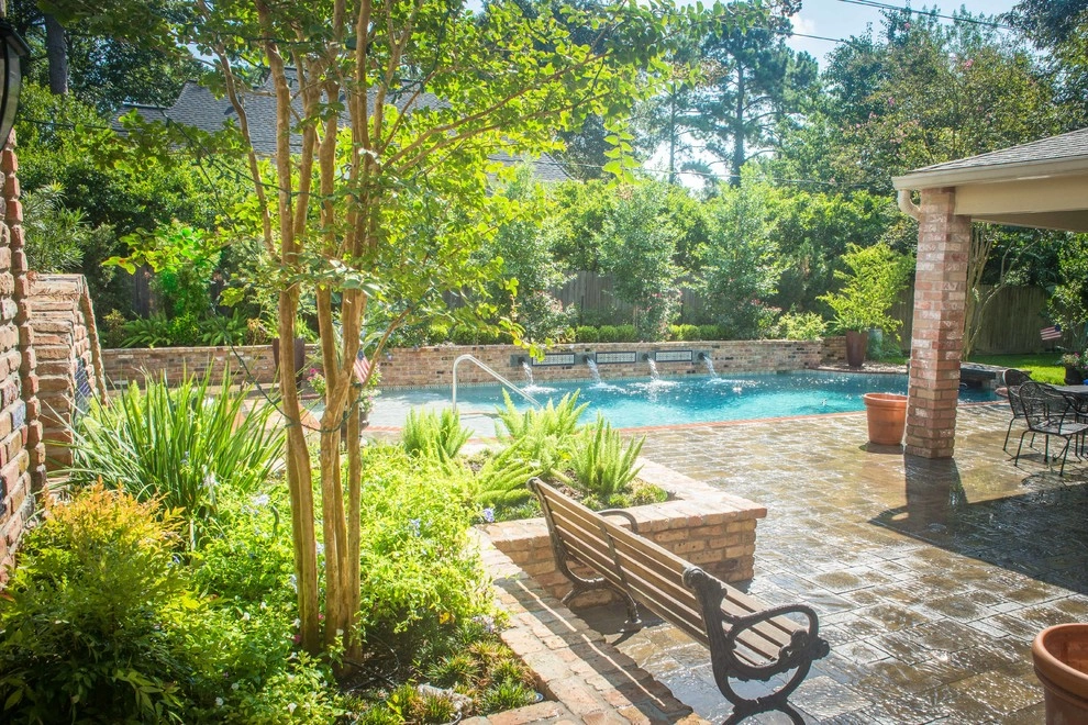 Brick and Tile Backyard Design - New Orleans Flavor by Mirror Lake Designs - Photo 19