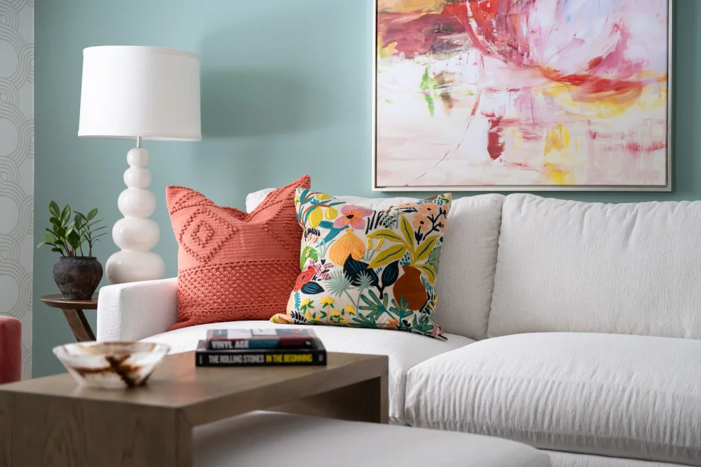 Social Hub by Catherine Marrano Interiors - Photo 3