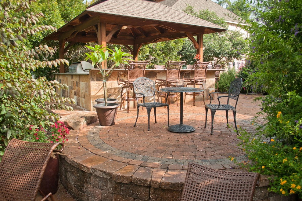 Decks, Courtyards, and Patios by Mirror Lake Designs - Photo 5