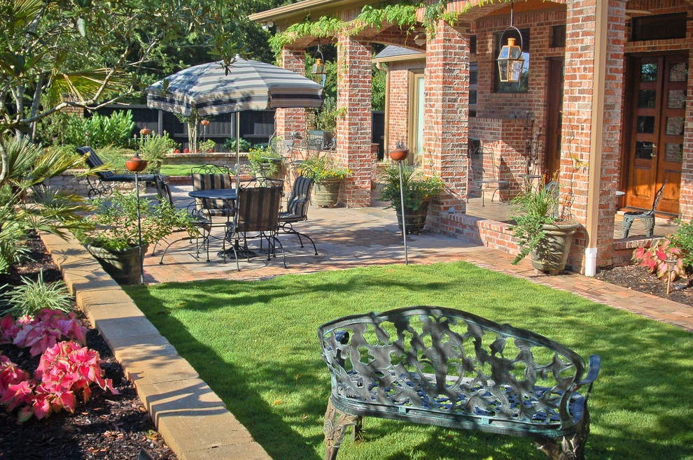 Decks, Courtyards, and Patios by Mirror Lake Designs - Photo 45