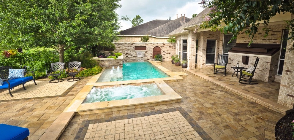 Courtyard Pool by Mirror Lake Designs - Photo 20
