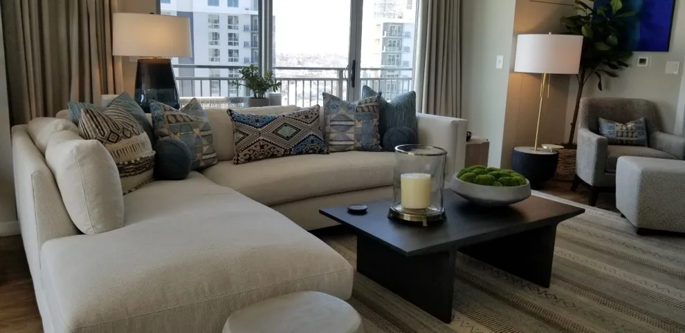 Harbor Point Skyscraper by Steve Watson Interior Design - Photo 4