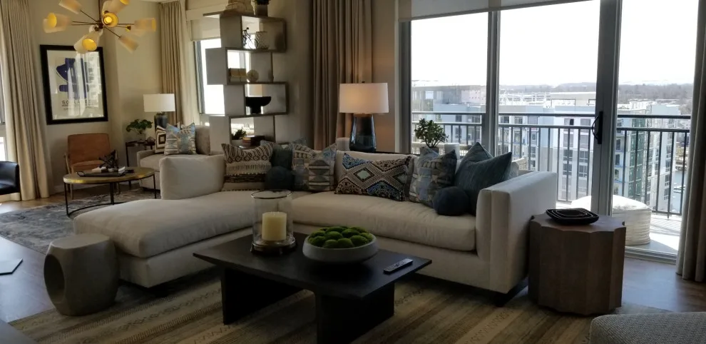 Harbor Point Skyscraper by Steve Watson Interior Design - Photo 5