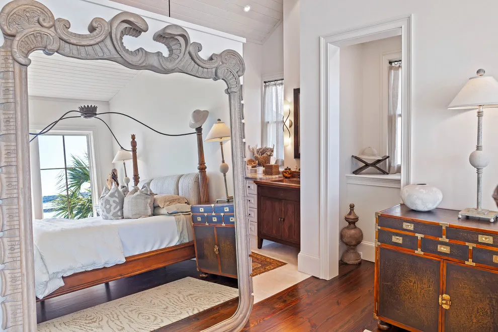 Harbor Way Townhouse by Denise Stringer Interior Design - Photo 19