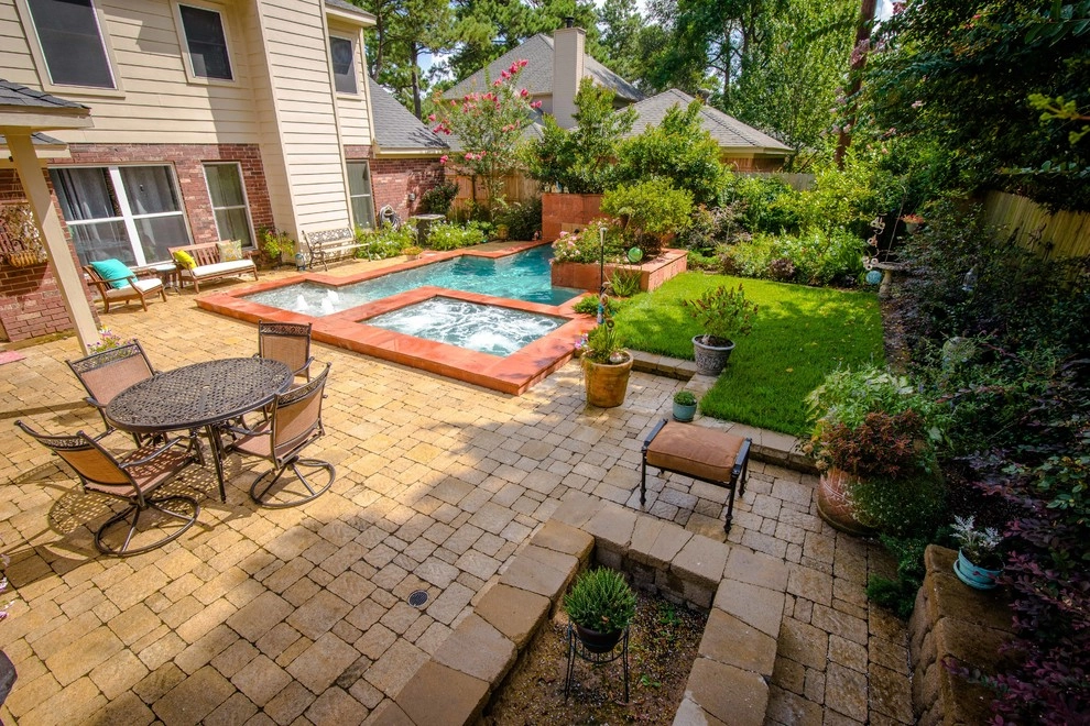Courtyard Pools by Mirror Lake Designs - Photo 19