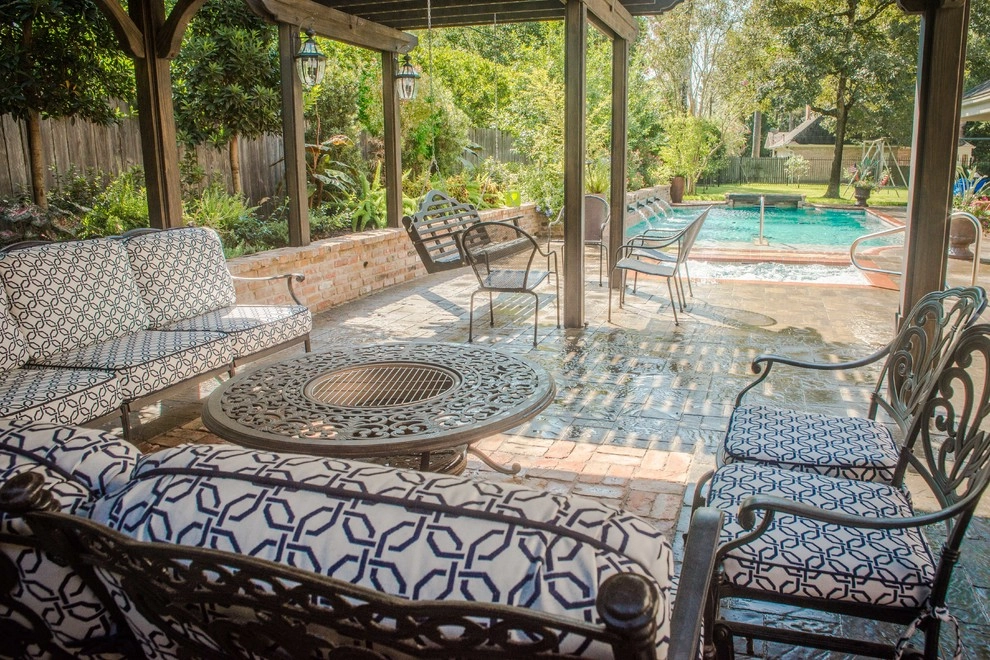 Brick and Tile Backyard Design - New Orleans Flavor by Mirror Lake Designs - Photo 15