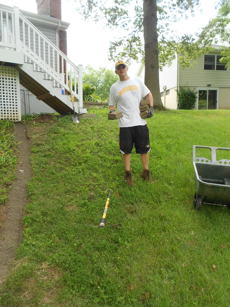 Mizzou Crew Landscaping - Photo 4