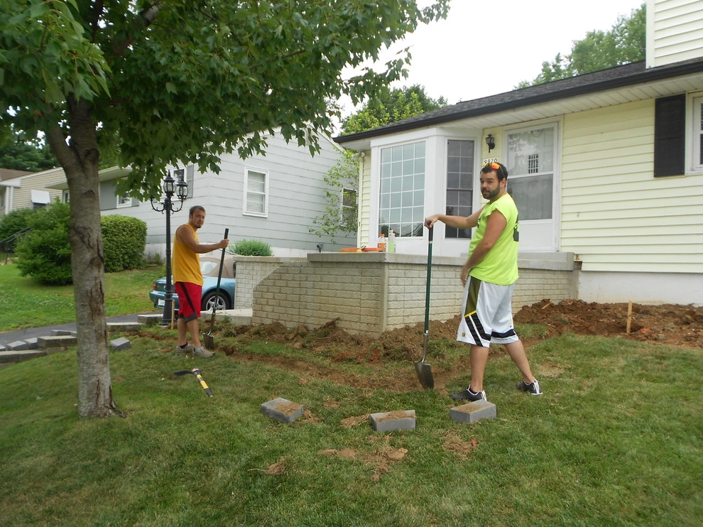Mizzou Crew Landscaping - Photo 11