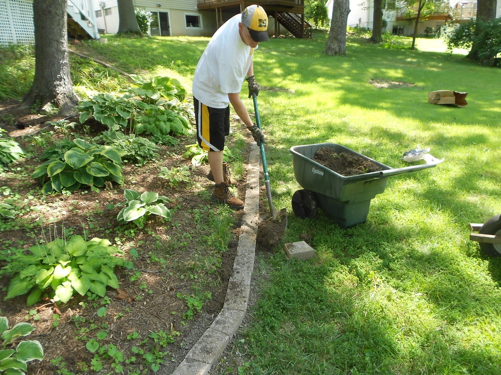 Chesterfield, MO Edging Project by Mizzou Crew Landscaping - Photo 3