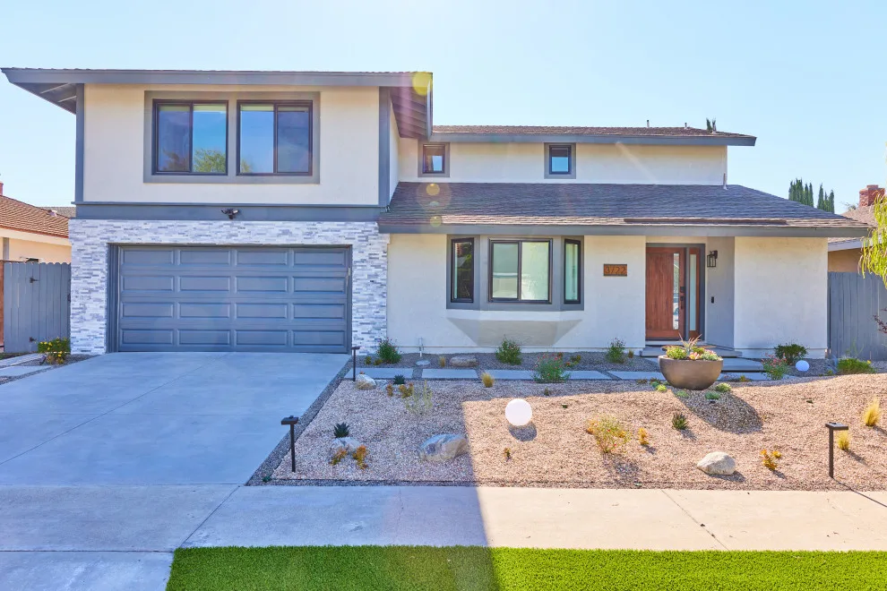 Irvine Property Renovation by Johnson + Fernàndez Interior Design - Photo 2
