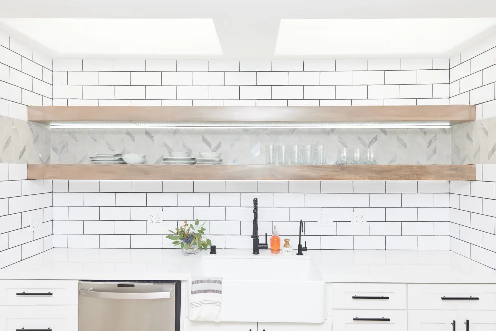 Irvine Property Renovation by Johnson + Fernàndez Interior Design - Photo 14