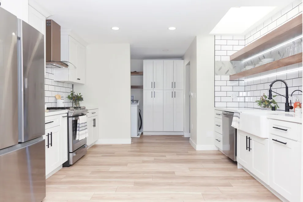 Irvine Property Renovation by Johnson + Fernàndez Interior Design - Photo 3