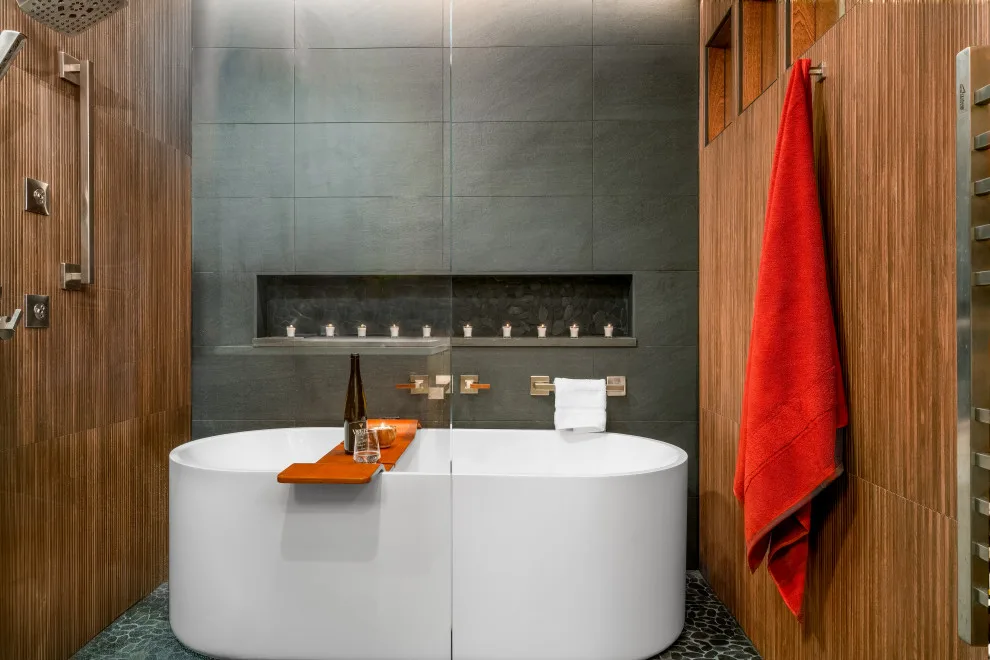 Contemporary Hawaiian Main Bathroom by Heather DeMoras Design Consultants Inc. - Photo 4