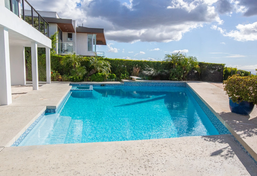 Los Angeles, CA | Pool remodel by Moda Outdoor Living - Photo 6