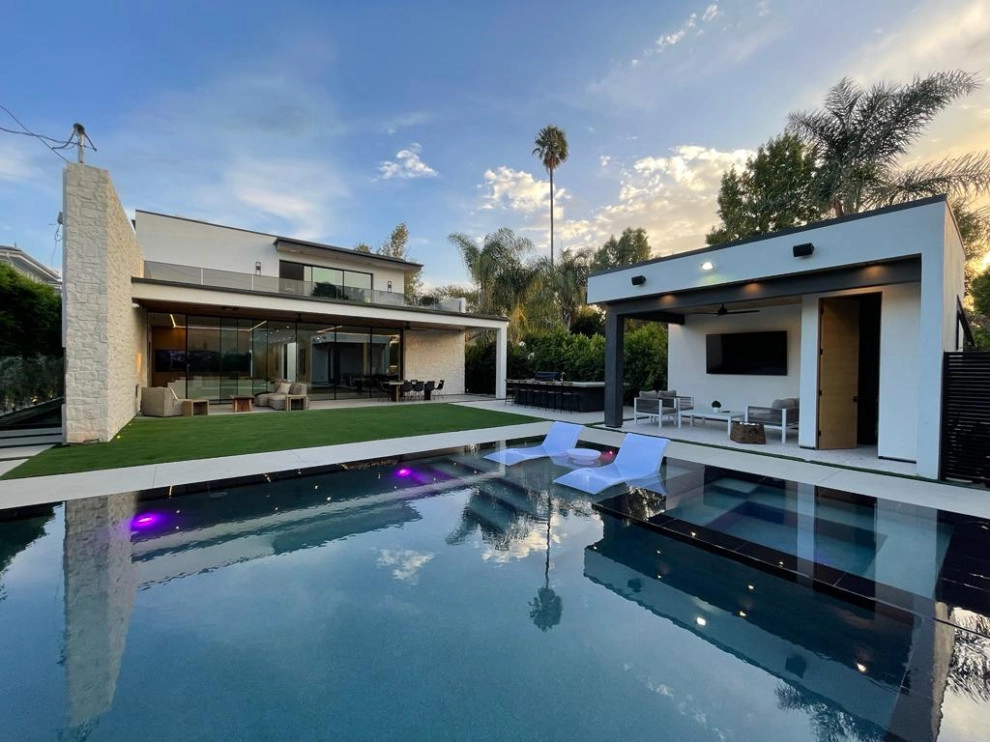 Encino, CA | Complete Backyard Remodel by Moda Outdoor Living - Photo 4