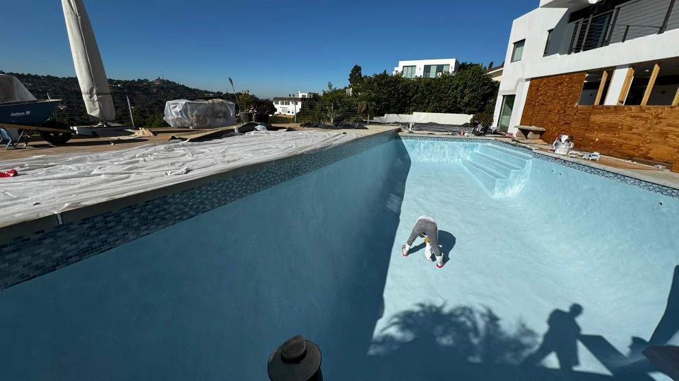 Los Angeles, CA | Pool remodel by Moda Outdoor Living - Photo 3