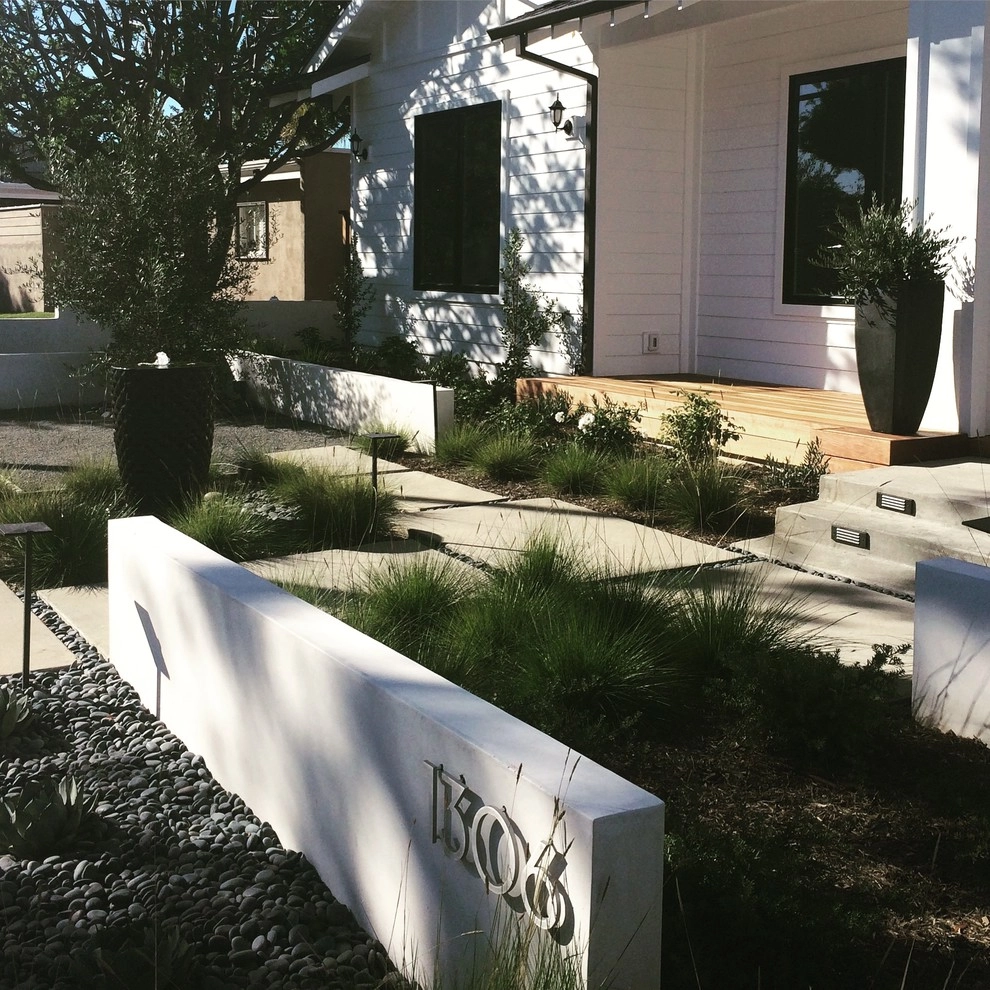 Elegant Estelle by Camille Beehler Landscape Design - Photo 29