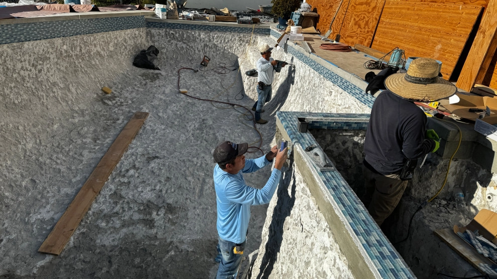 Los Angeles, CA | Pool remodel by Moda Outdoor Living - Photo 16