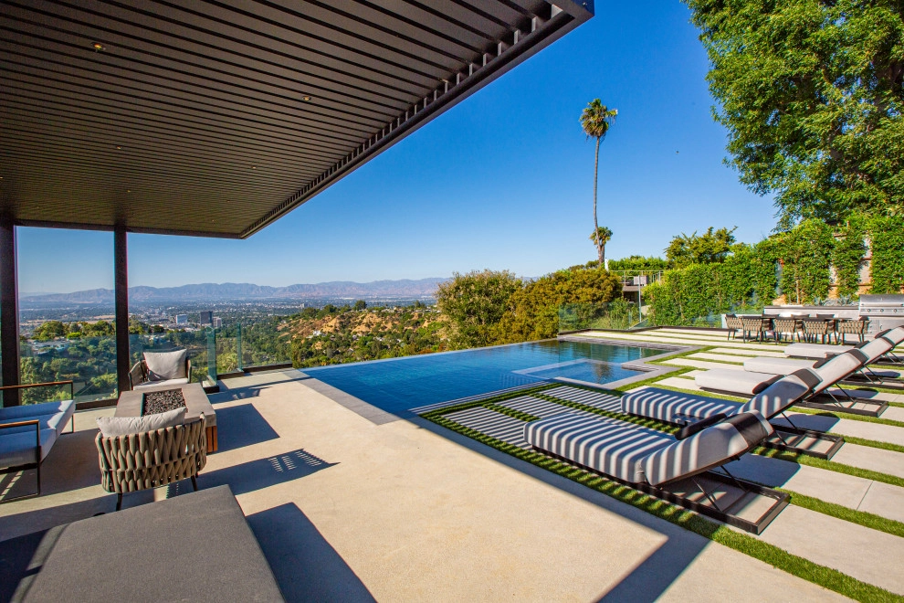 Sherman Oaks | Hillside Backyard & Pool Construction by Moda Outdoor Living - Photo 4