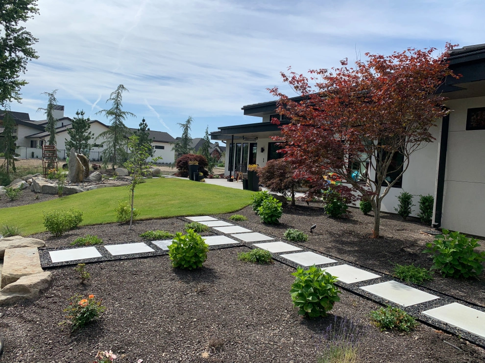 New Design and Build by Modern Landscape - Photo 8