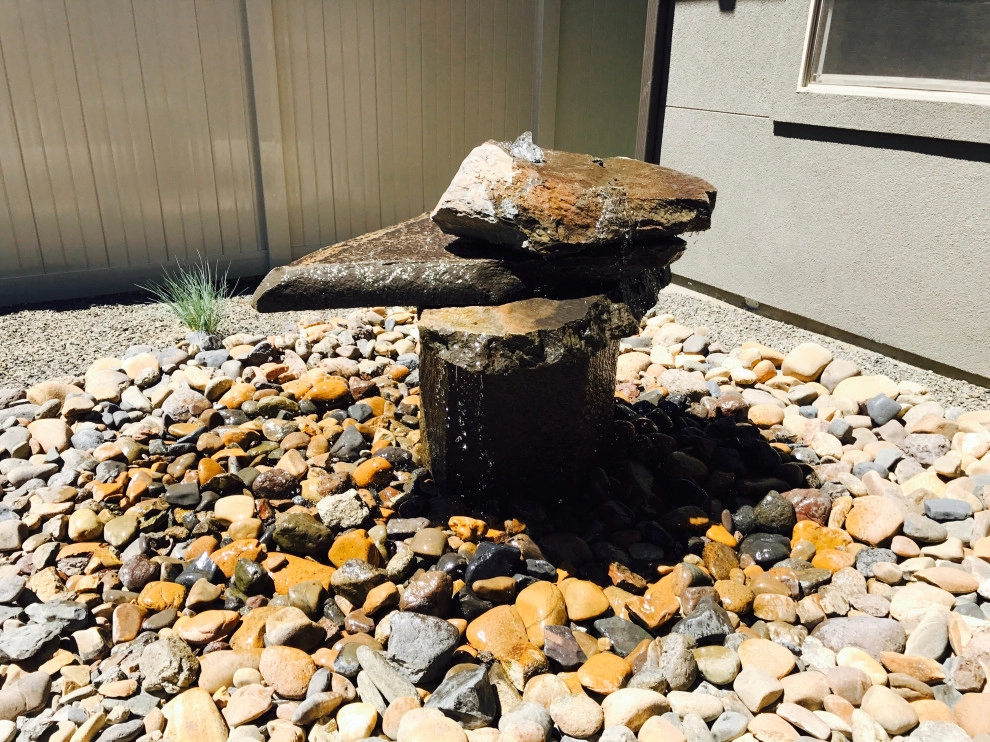 Water Features by Modern Landscape - Photo 13
