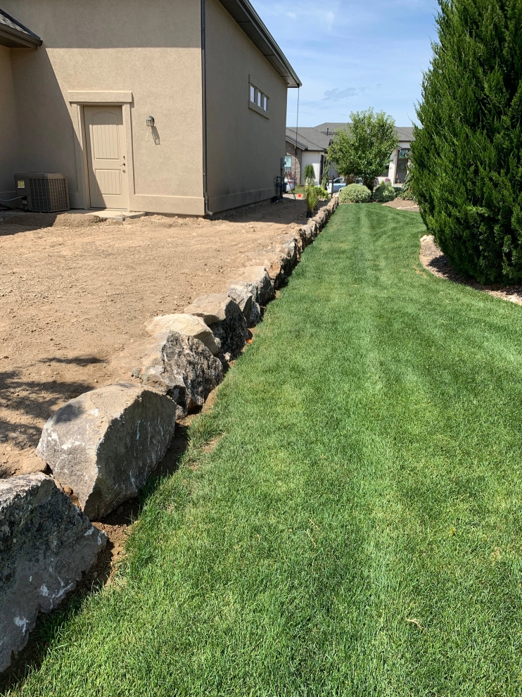 New Build Landscape by Modern Landscape - Photo 13