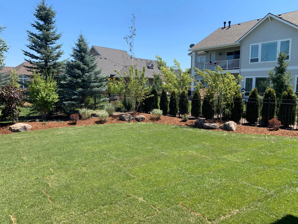 New Build Landscape by Modern Landscape - Photo 10