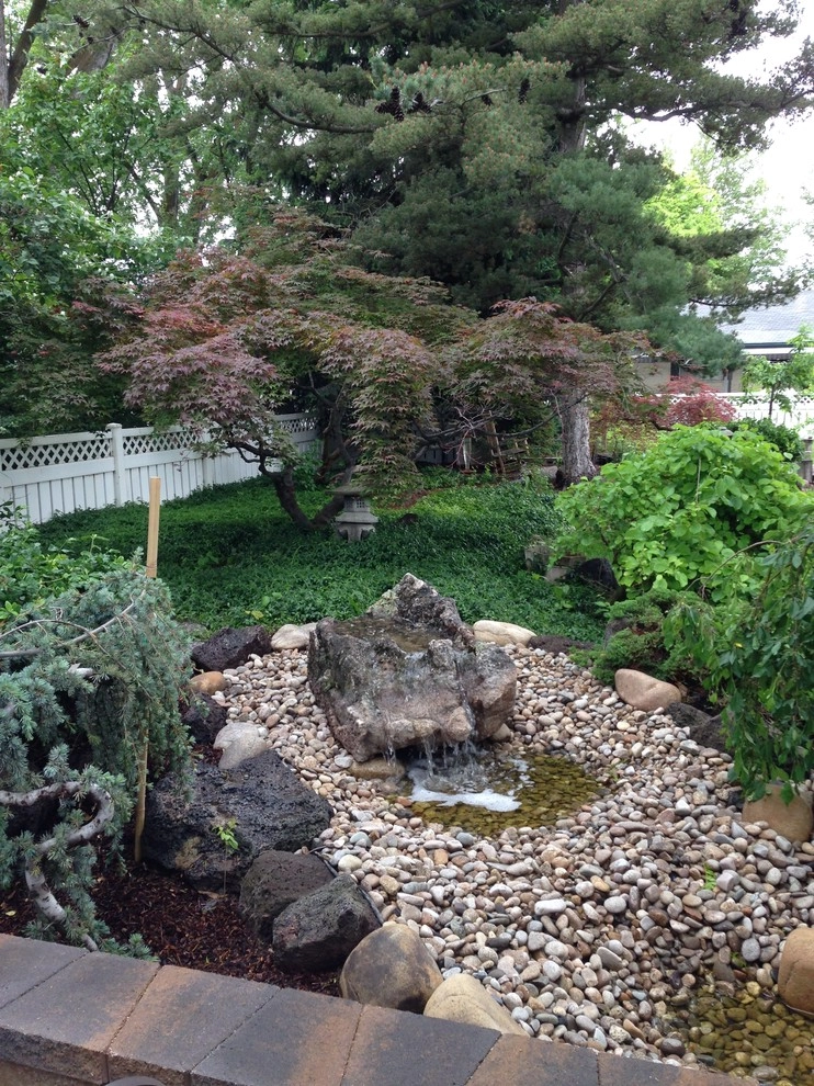 Water Features by Modern Landscape - Photo 2