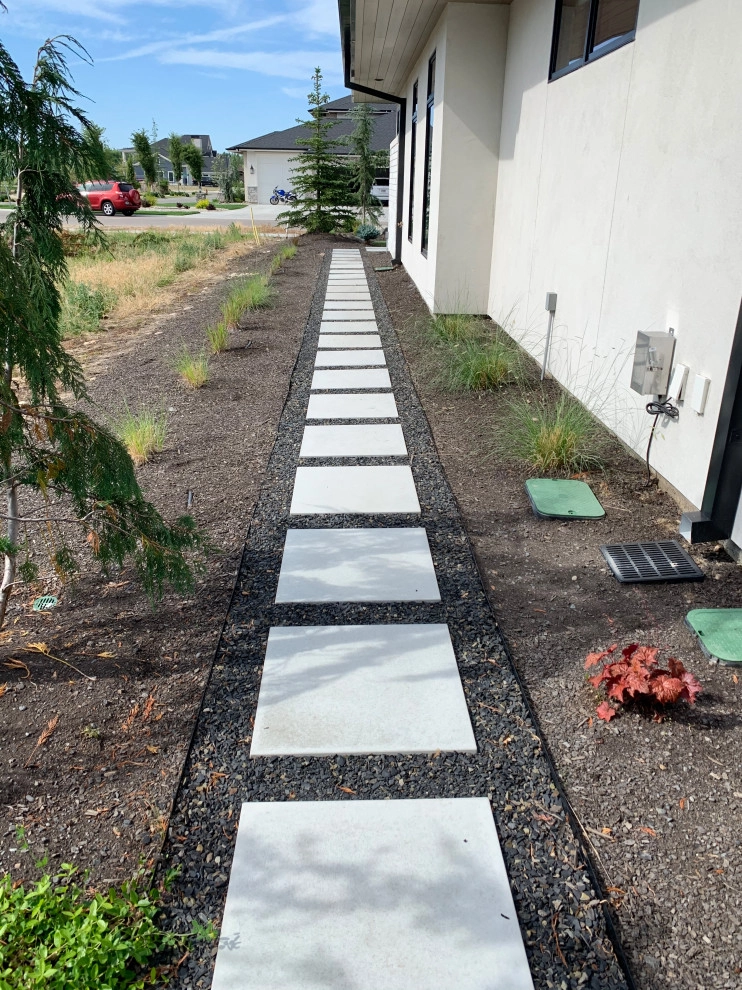 New Design and Build by Modern Landscape - Photo 25