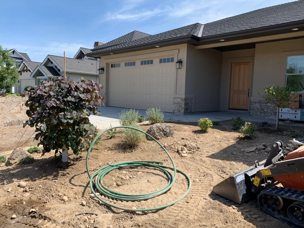 New Build Landscape by Modern Landscape - Photo 7