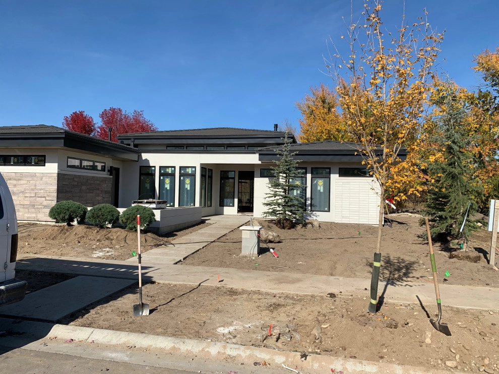 New Design and Build by Modern Landscape - Photo 26