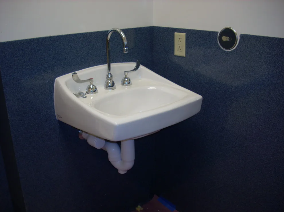 Public Restroom by O J Laughlin Plumbing Co - Photo 2