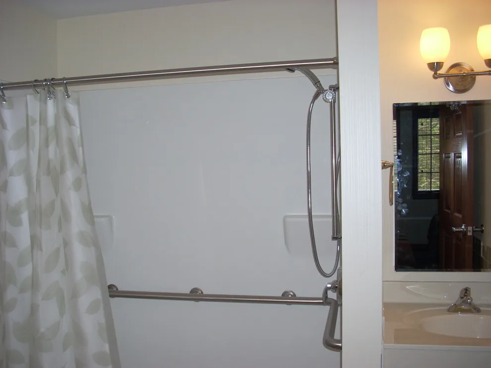 Public Restroom by O J Laughlin Plumbing Co - Photo 3