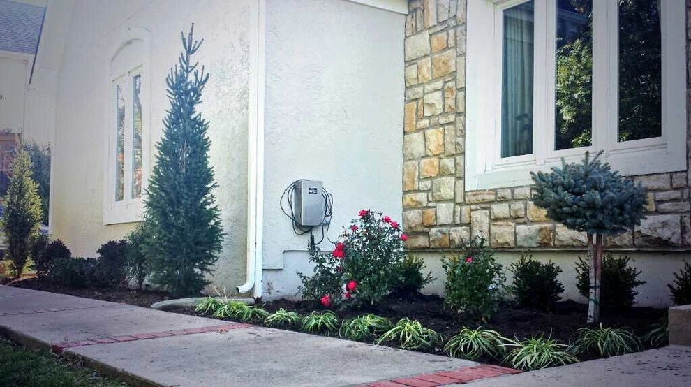 Leawood, KS - Landscape Renovation by Monumental Lawn & Outdoor LLC - Photo 2