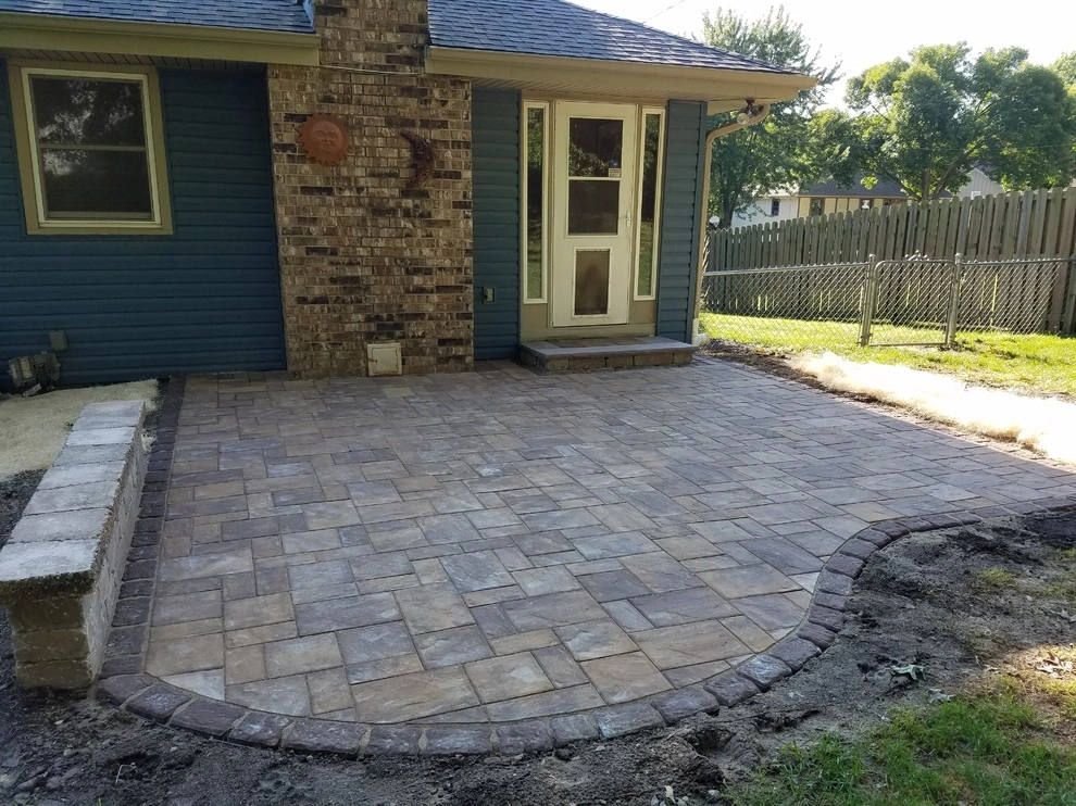Lee's Summit Patio Update by Monumental Lawn & Outdoor LLC - Photo 4