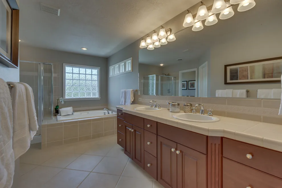 Hidden Springs Revamp and Phase by Sarah Waddell, Pomeroy House Interiors - Photo 9