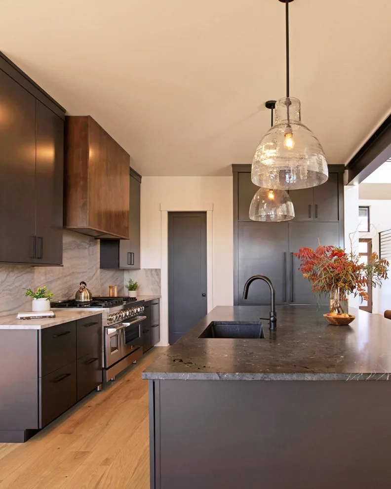 Highland Mountain Residence by Lauren Kelly Design - Photo 10
