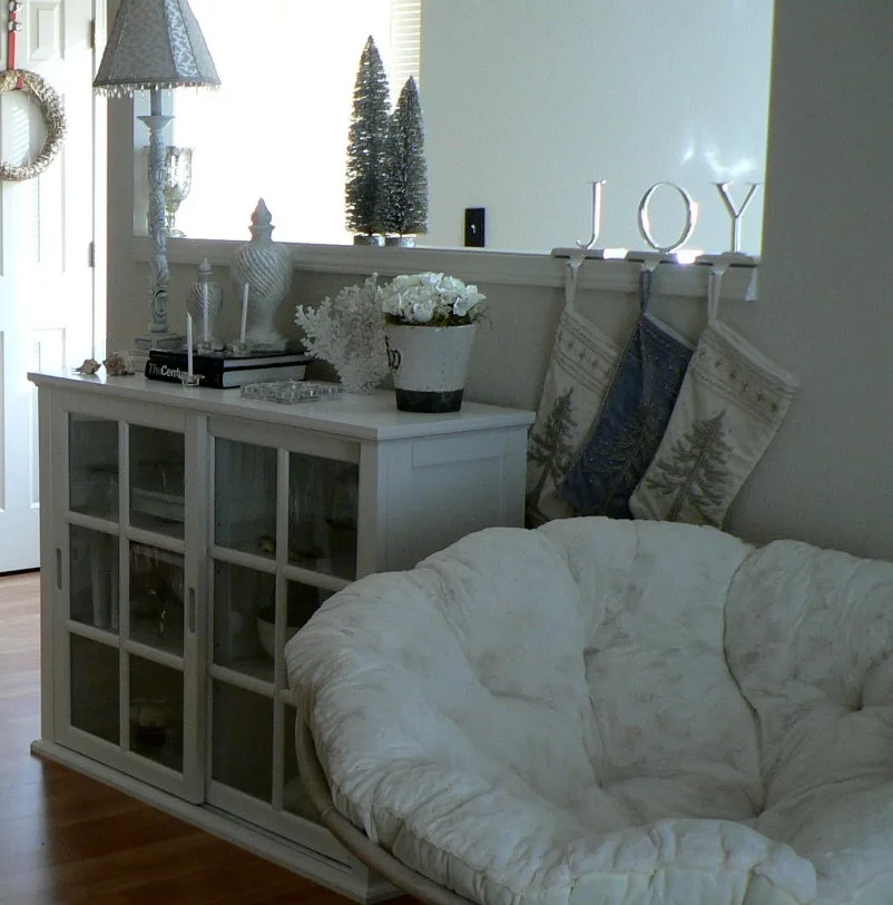 Festive Decoration by Nicole Décor & Design LLC - Photo 7