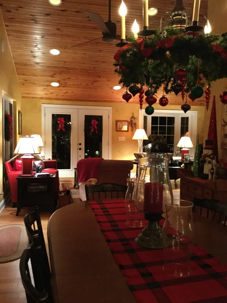 Festive Residence Ornamentation Design by Lasting Impressions By Design - Photo 5
