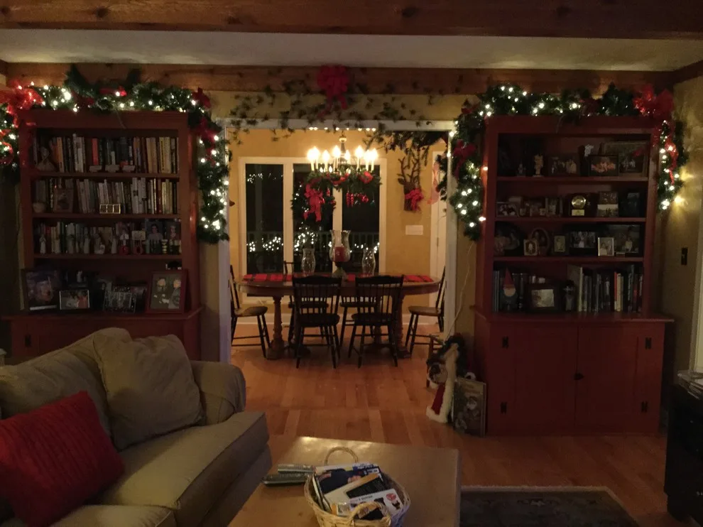 Festive Residence Ornamentation Design by Lasting Impressions By Design - Photo 4