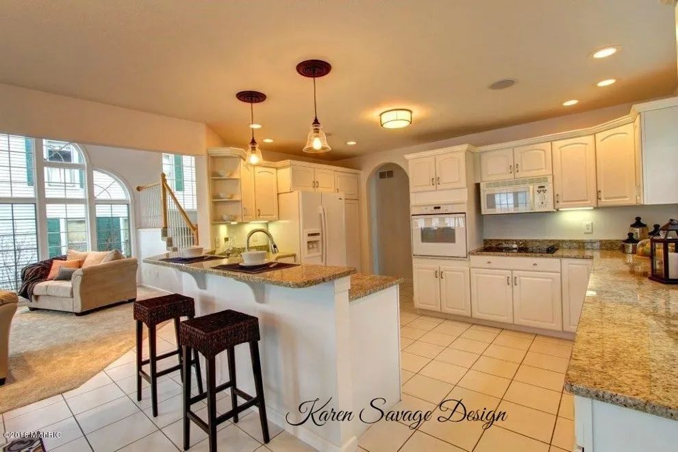 Residential Staging and Merchandising by Karen Savage Design - Photo 10