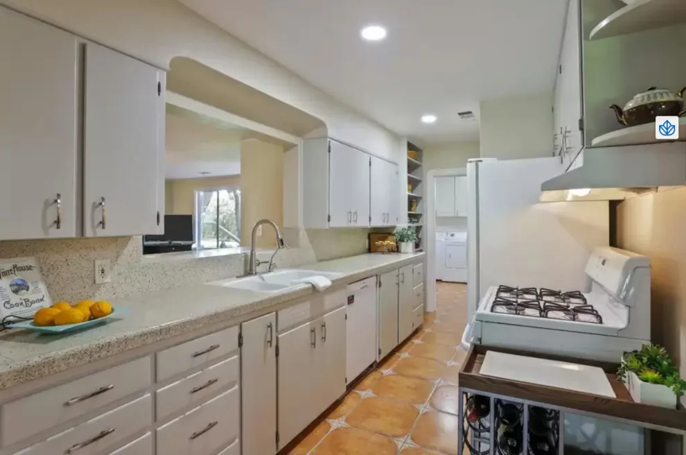Residential Styling by VanderHelm Interior Design - Photo 2