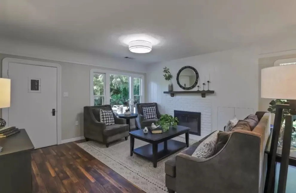 Residential Styling by VanderHelm Interior Design - Photo 31