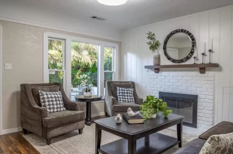 Residential Styling by VanderHelm Interior Design - Photo 25