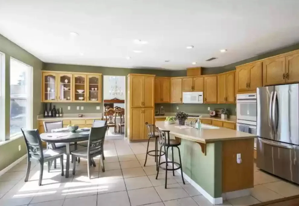 Residential Styling by VanderHelm Interior Design - Photo 12