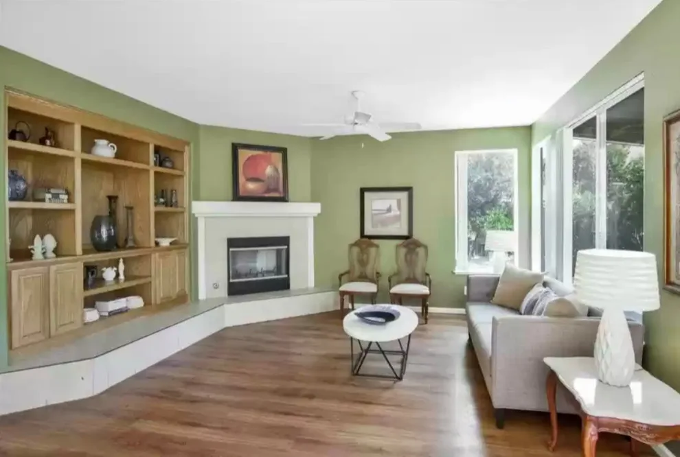 Residential Styling by VanderHelm Interior Design - Photo 16