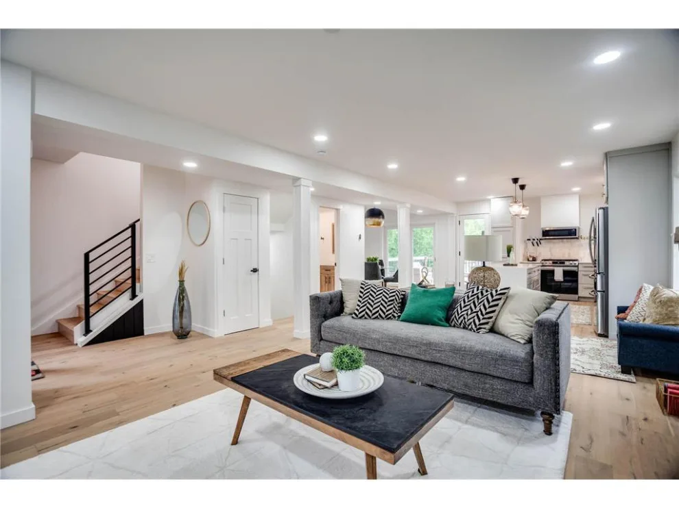 Residential Styling by Well-Designed Interior Design And Home Staging - Photo 11