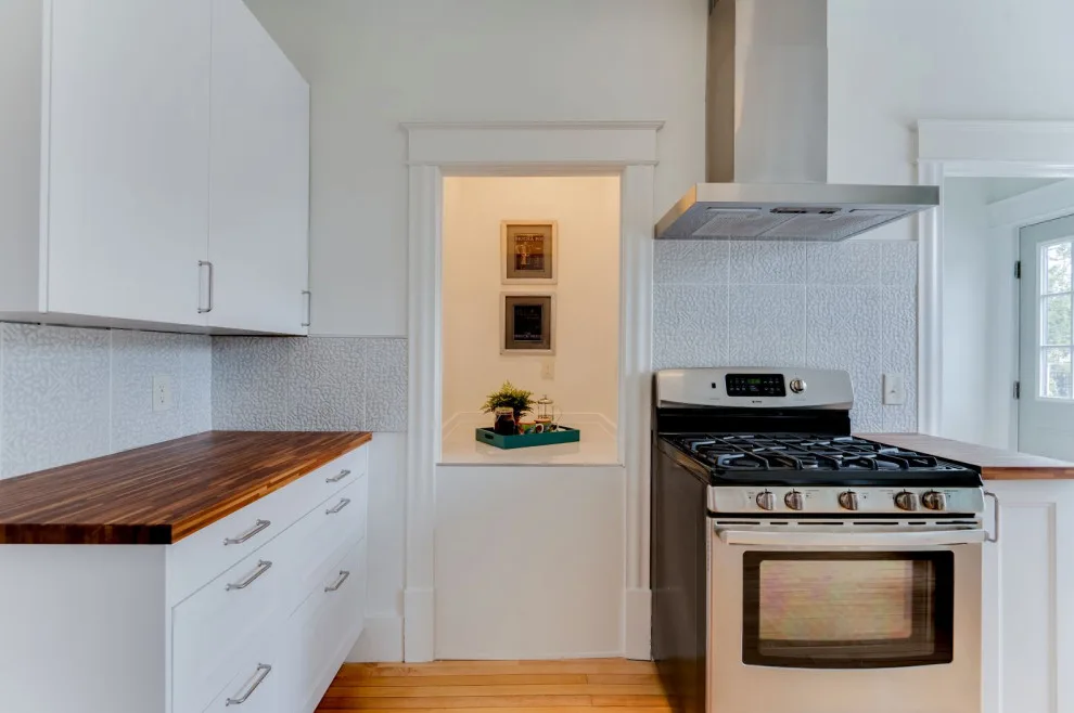 Residential Styling by Well-Designed Interior Design And Home Staging - Photo 38