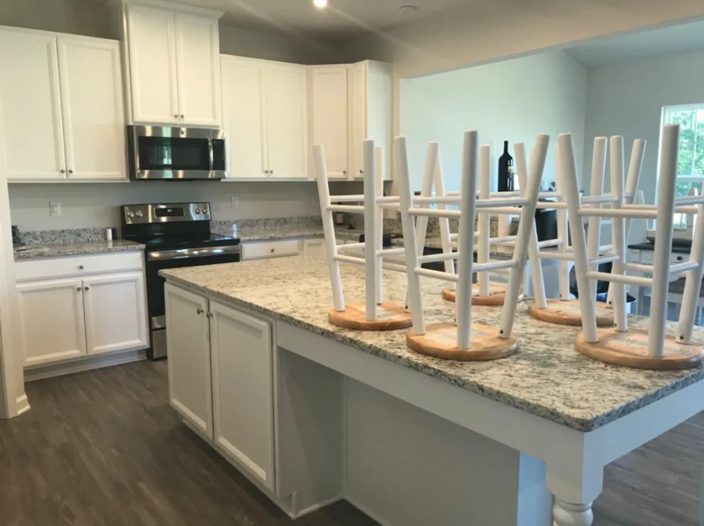 Tuckerton, NJ Home Staging by 910 Design - Photo 2