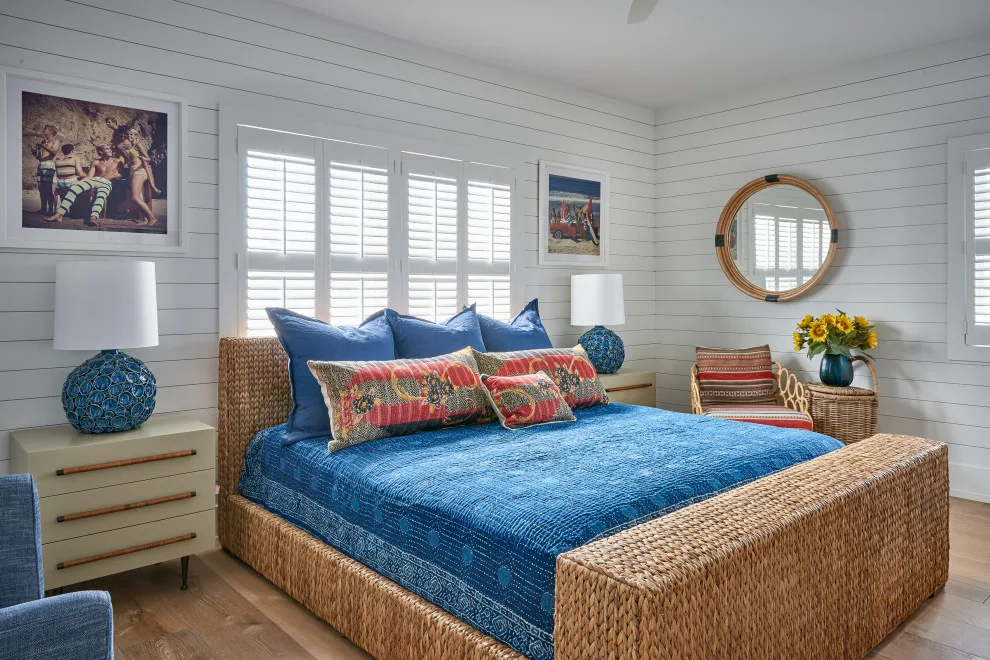 Hook, Wine, and Sinker by Beach Dwellings - Photo 2